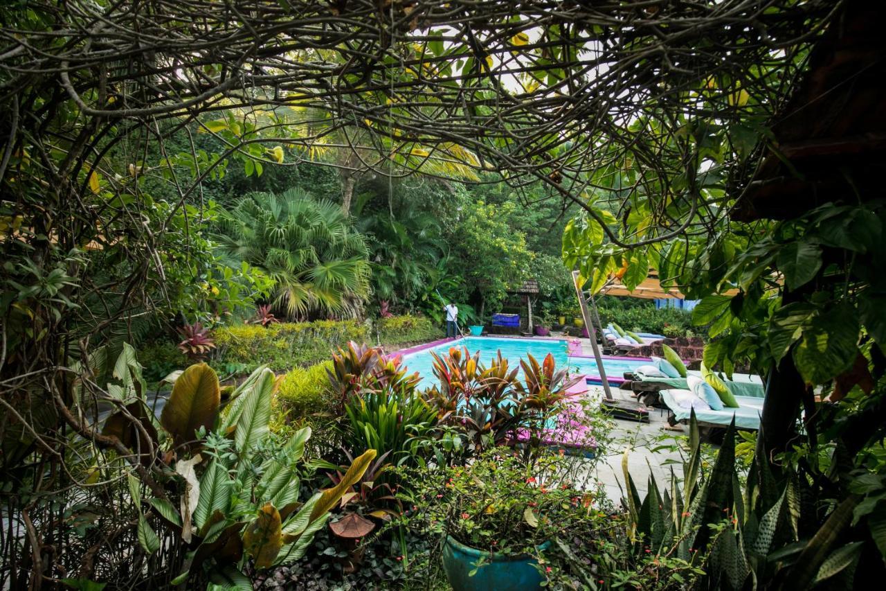 Casa Susegad Hotel Madgao Buitenkant foto